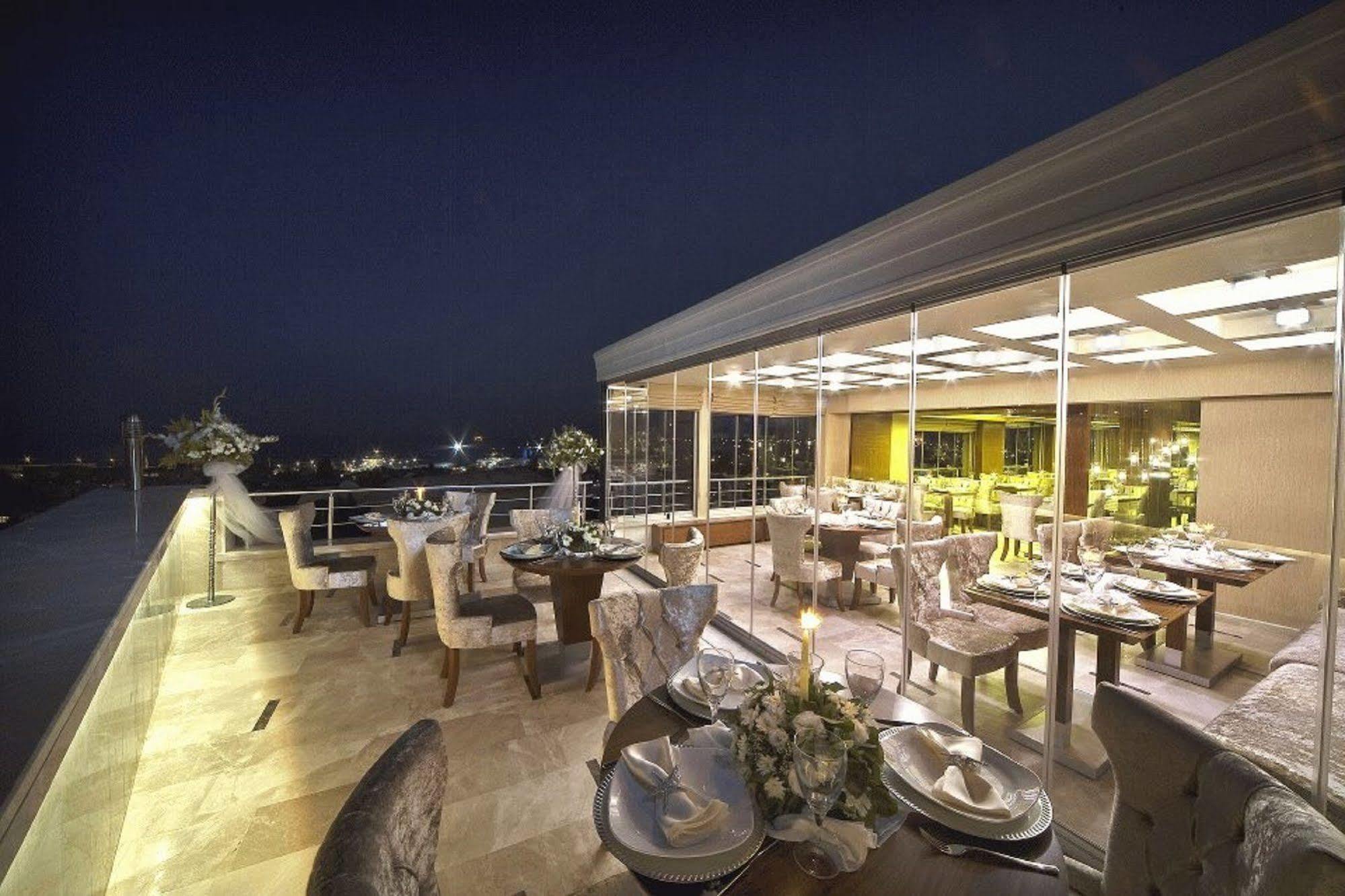 Q Hotel Laleli Istambul Exterior foto